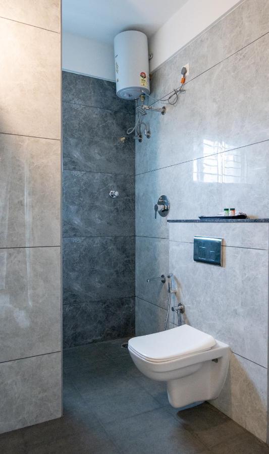 העיר בנגלור The Silver Chimes Suites מראה חיצוני תמונה